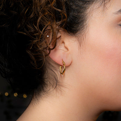 Elara Twist Earrings