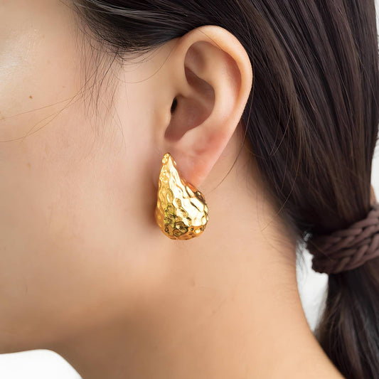 Lily Durable Studs Delta Jewel